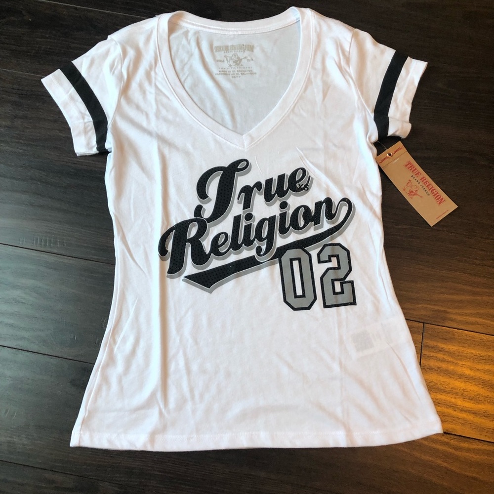 NWT True Religion T-shirt